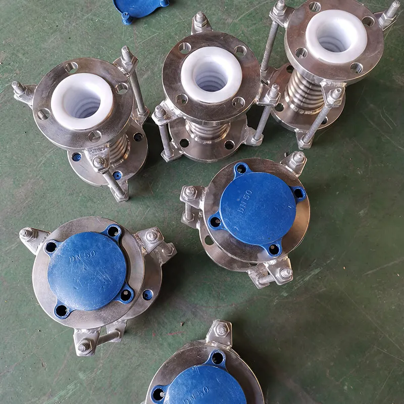 Компенсаторы с футеровкой из фторопласта (2)