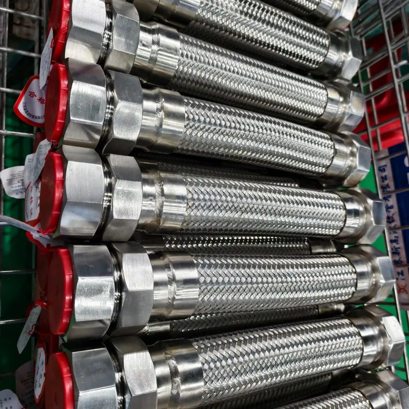 Резьбовые металлические гибкие шланги (3)